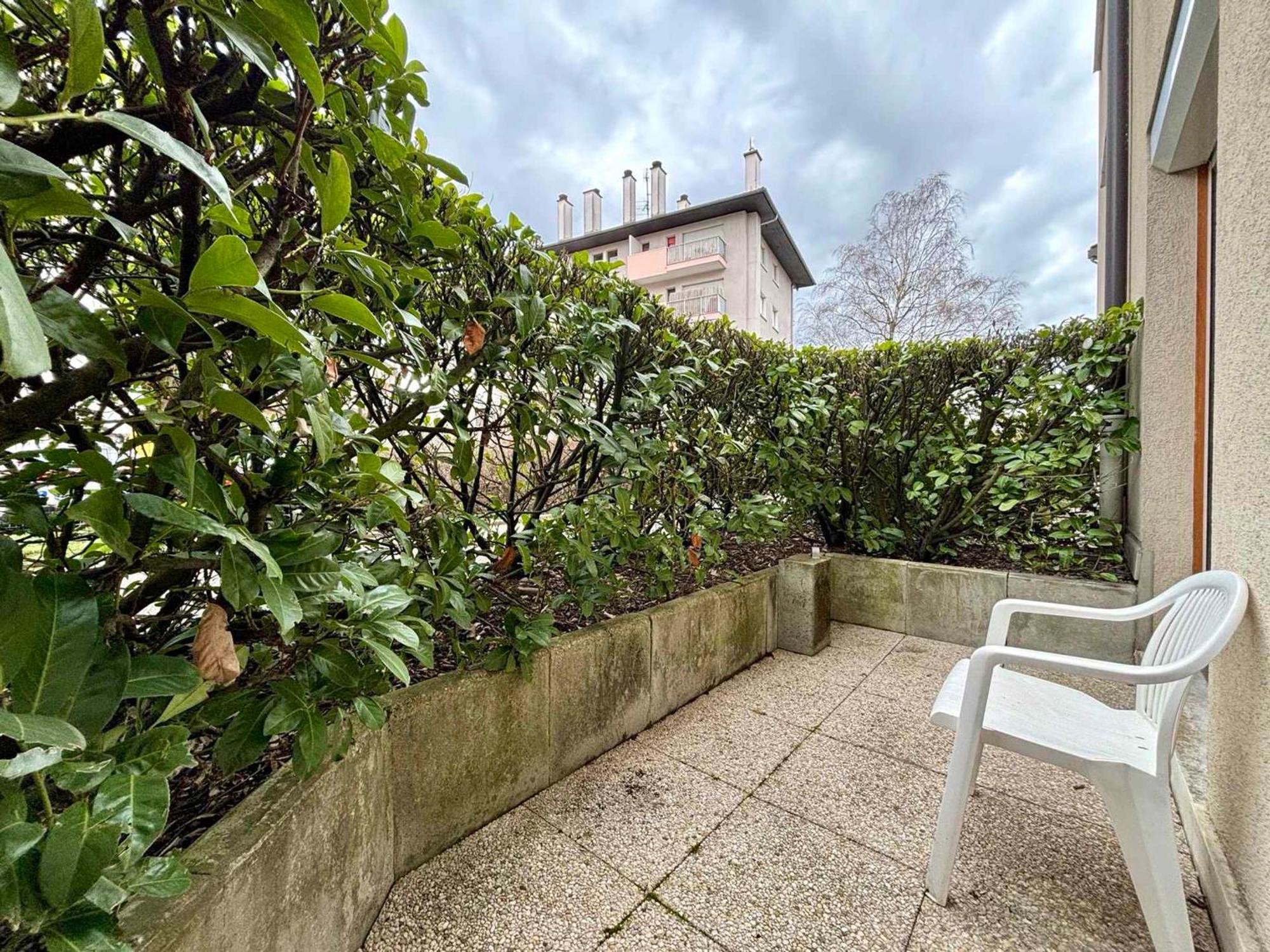 Apartment T1 Confortable A 2 Pas Du Centre D'annecy Avec Parking Et Terrasse - Fr-1-432-44 Annecy